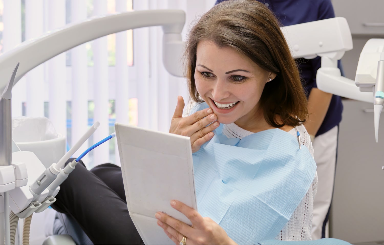 How Do I Choose the Right Dental Implant Clinic?