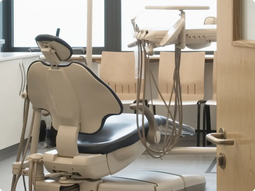 A Local Dentist You Don't Have to Plan Your Day Around